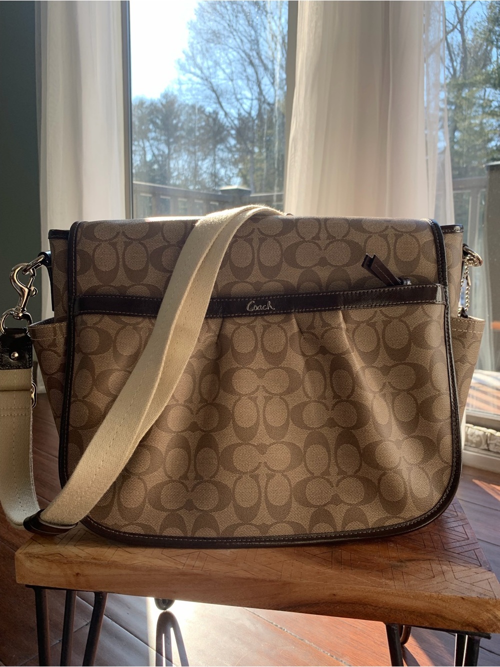 NEW! (without tags) Coach Khaki Signature Canvas Messenger Bag with Cream Strap